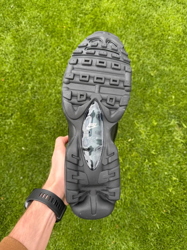 Nike Air Max 95 "Black"