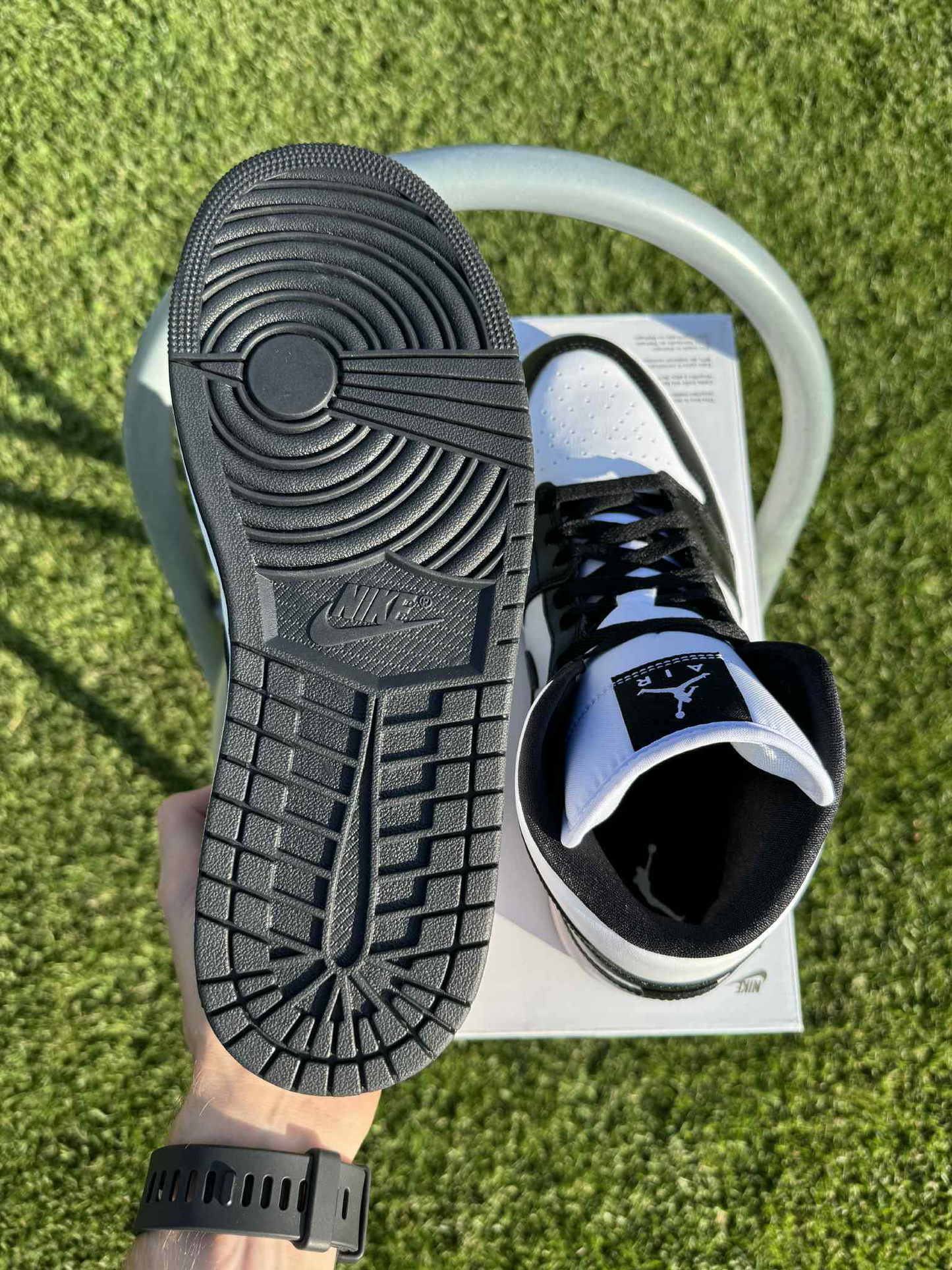 Jordan 1 Mid "Panda"