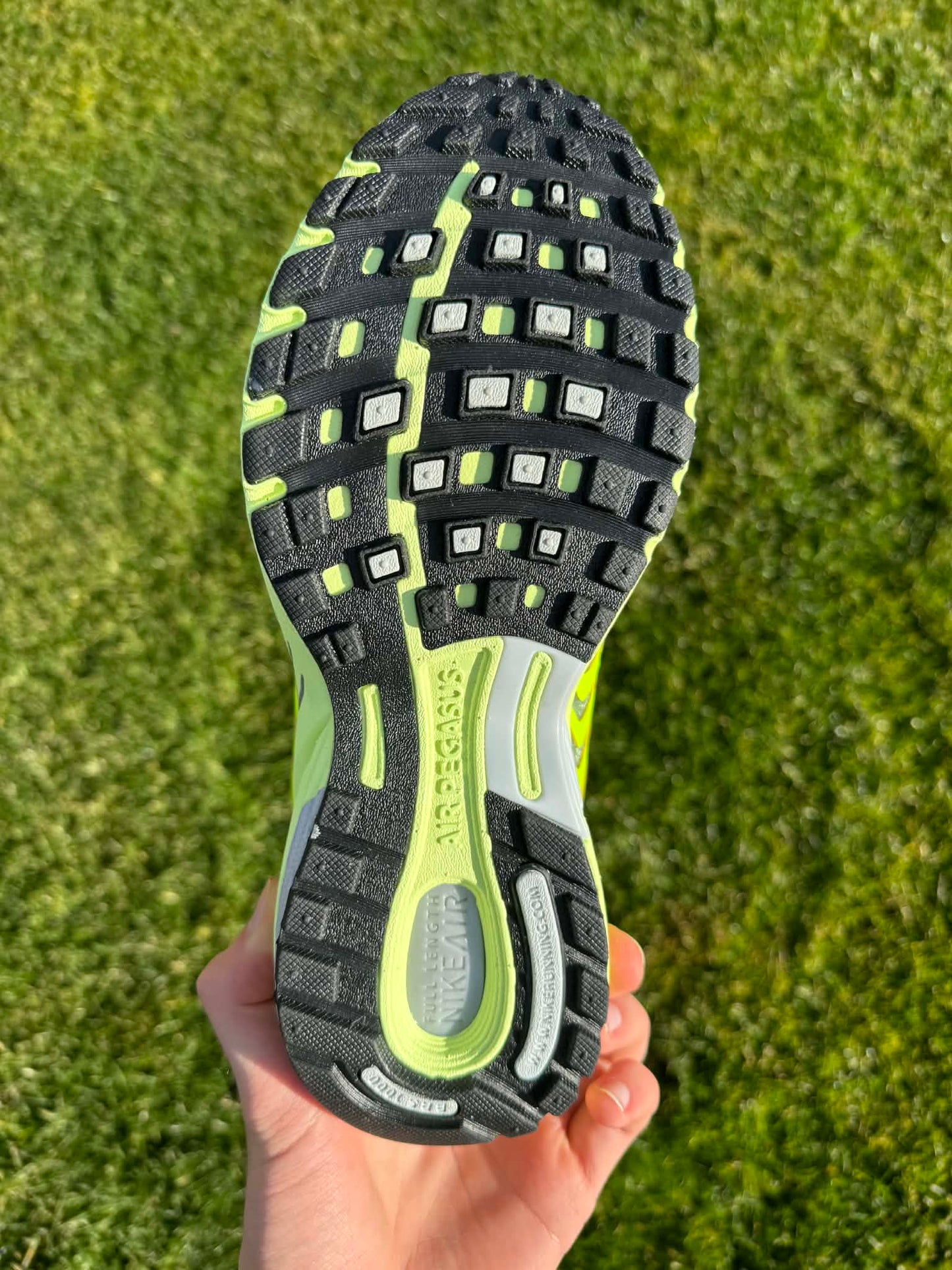 Nike Pegasus 2K5 "Volt"