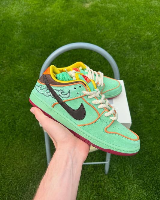 Nike SB Dunk low "Tourmaline"