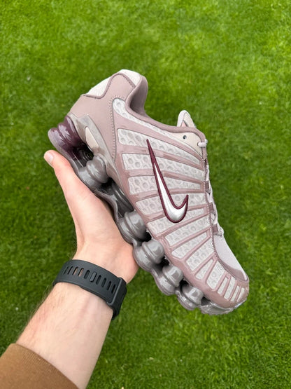 Nike Shox "Night Maroon"