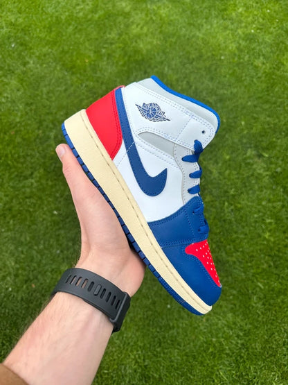 Jordan 1 mid "Rare Air"