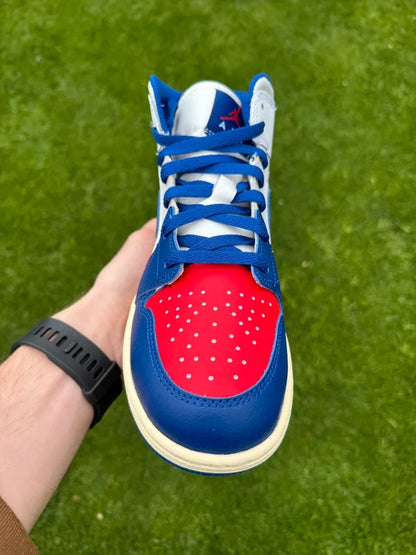 Jordan 1 mid "Rare Air"