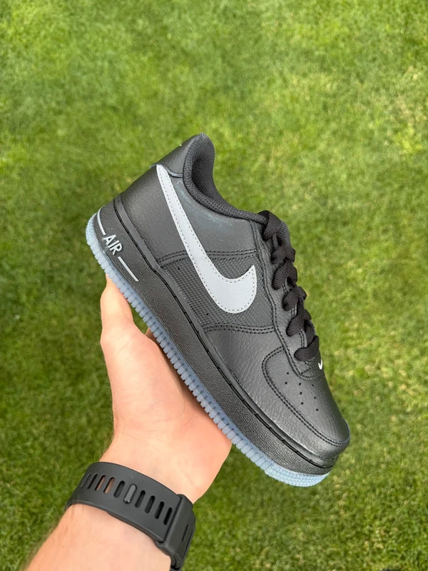 Nike Air Force 1 "Cool Black"