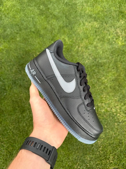 Nike Air Force 1 "Cool Black"