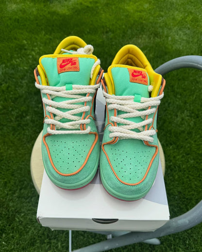 Nike SB Dunk low "Tourmaline"