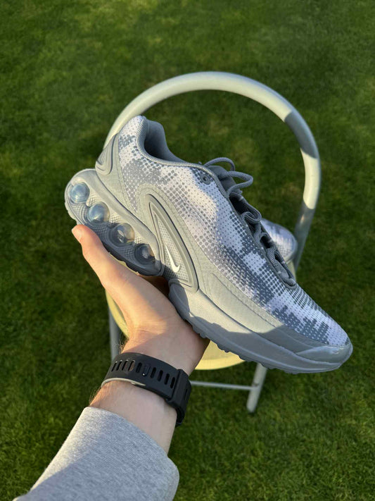 Nike Air Max DN “Metallic Silver”