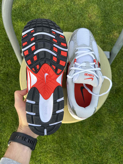 Nike V5 RNR “Red Picante”