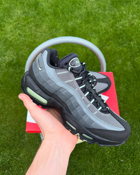 Nike Air Max 95 "Vapor Green"