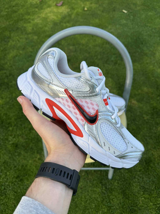 Nike V5 RNR “Red Picante”