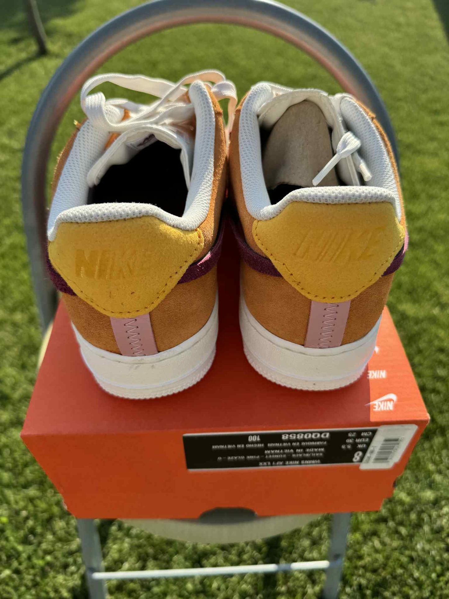 Nike Air Force 1 “Sunset Pink”