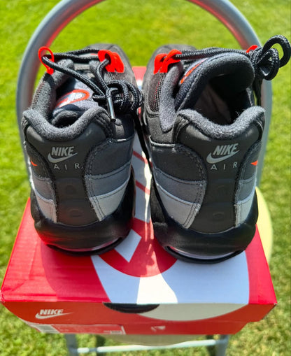 Nike Air Max 95 "Hyper Crimson"