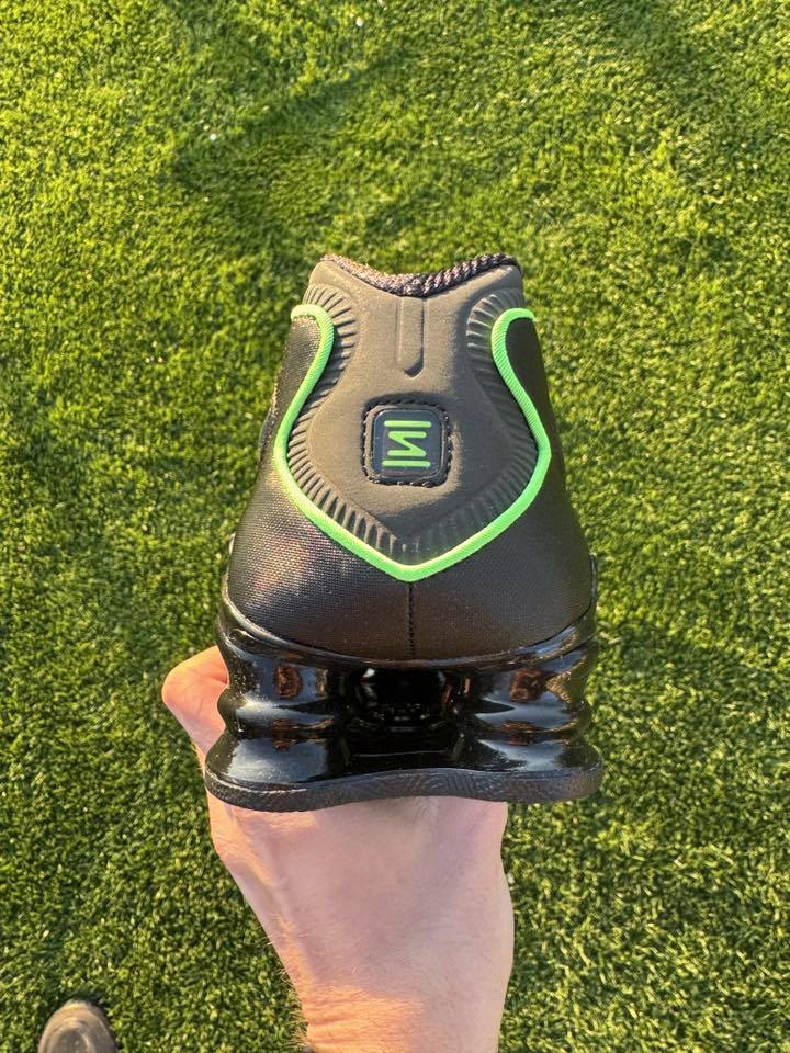 Nike Shox "Green Strike"