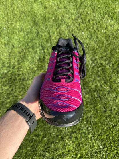 Nike Air Max plus "Fireberry"