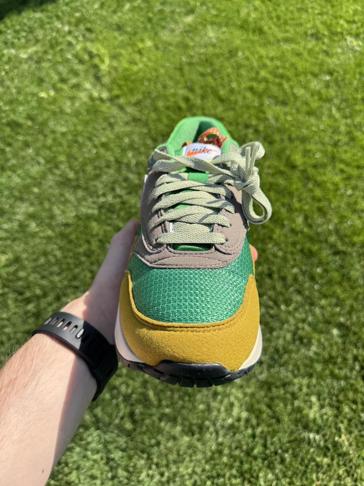 Nike Air Max 1 "Powerwall"