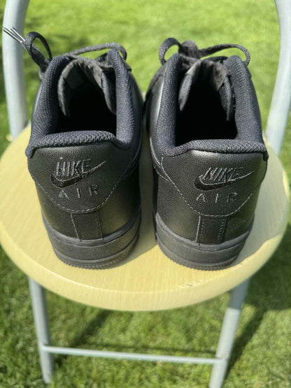 Nike Air Force 1 Low “Tripple Black”