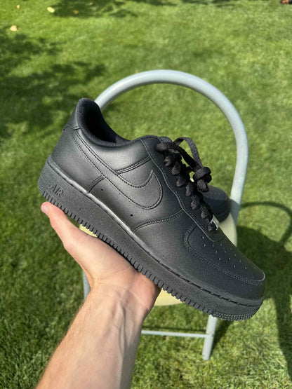 Nike Air Force 1 Low “Tripple Black”