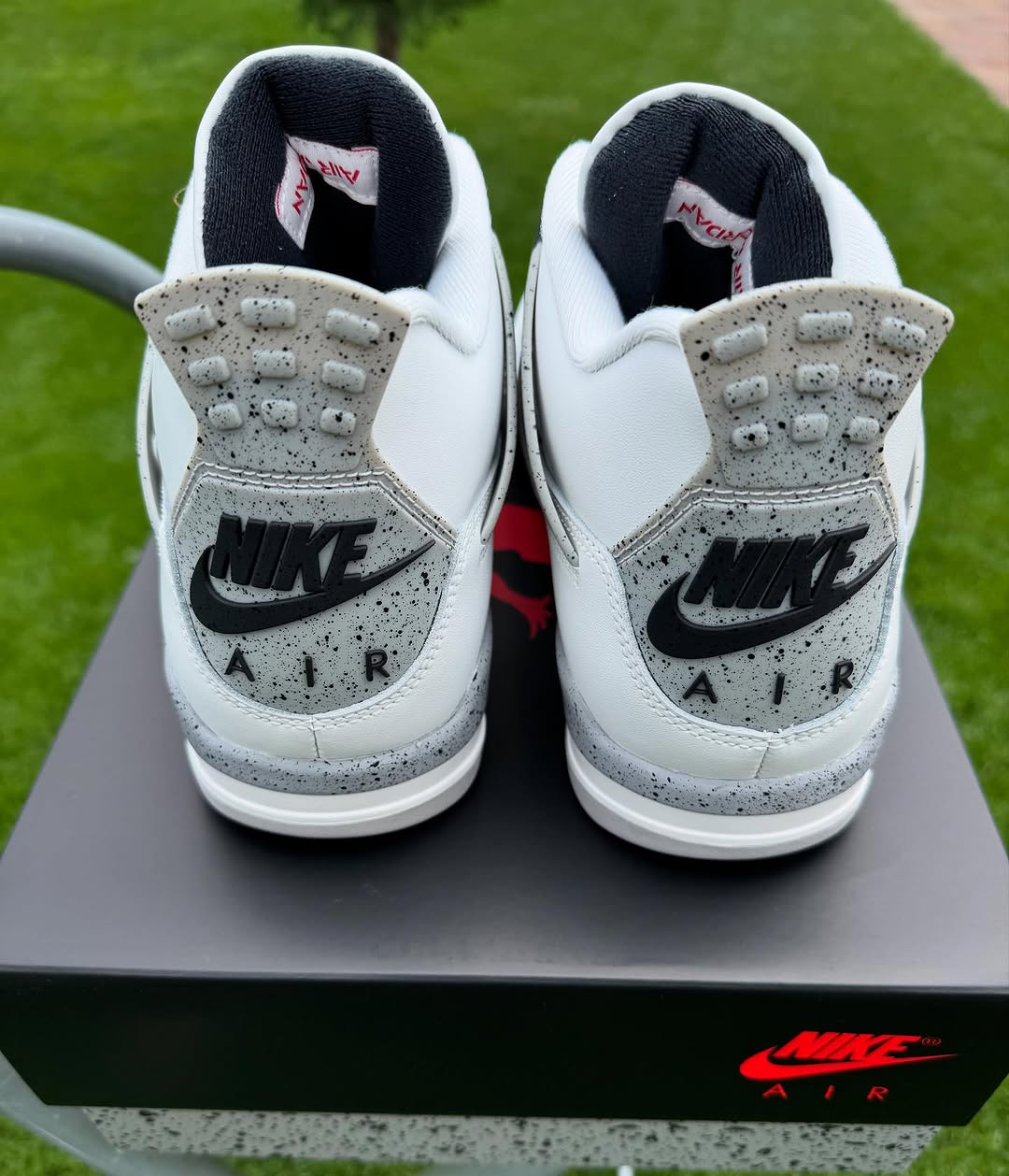 Jordan 4 'White Cement'