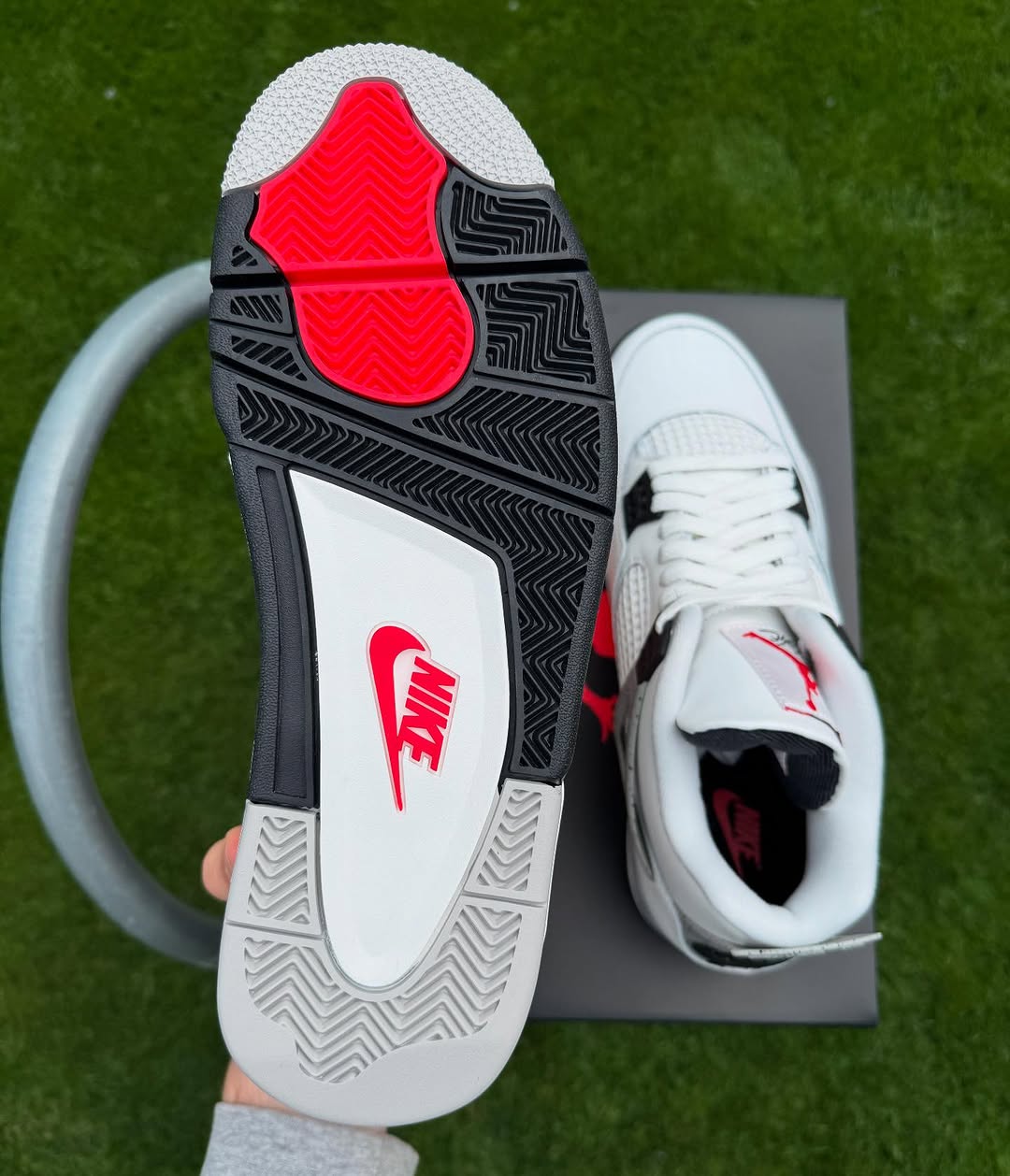 Jordan 4 'White Cement'