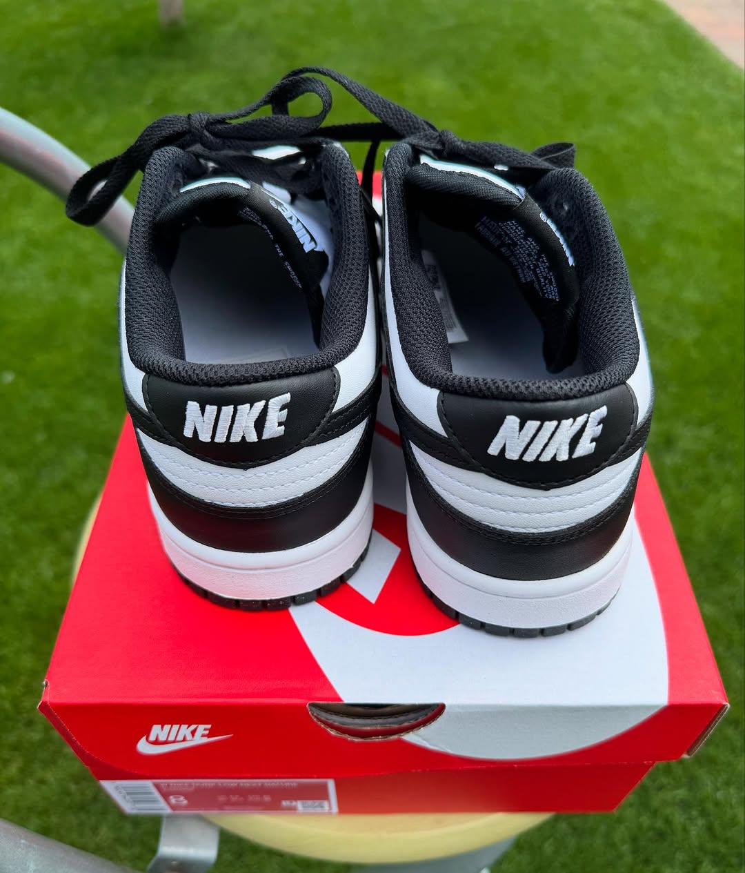 Nike Dunk Low 'Panda'