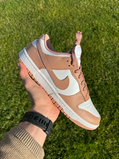 Nike Dunk low "Rose"