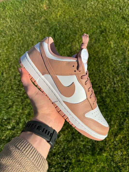Nike Dunk low "Rose"